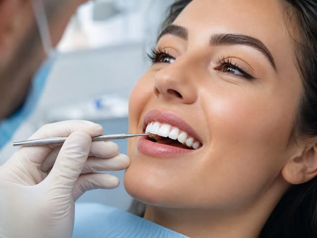 Teeth reshaping and enamel contouring with Dr. Sawsan Awartani in Dubai