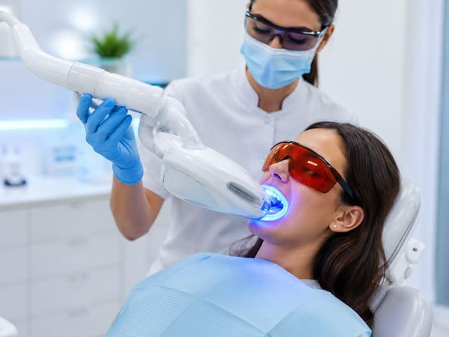 Professional teeth whitening with Dr. Sawsan Awartani in Dubai